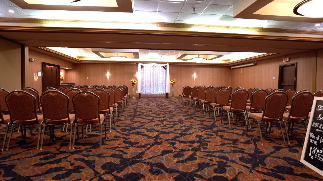 Hotel Dubuque/galena By Ihg 3*