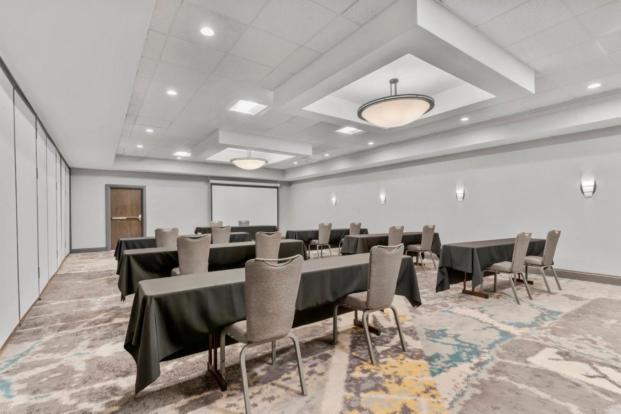 Dubuque/galena By Ihg Hotel 3*
