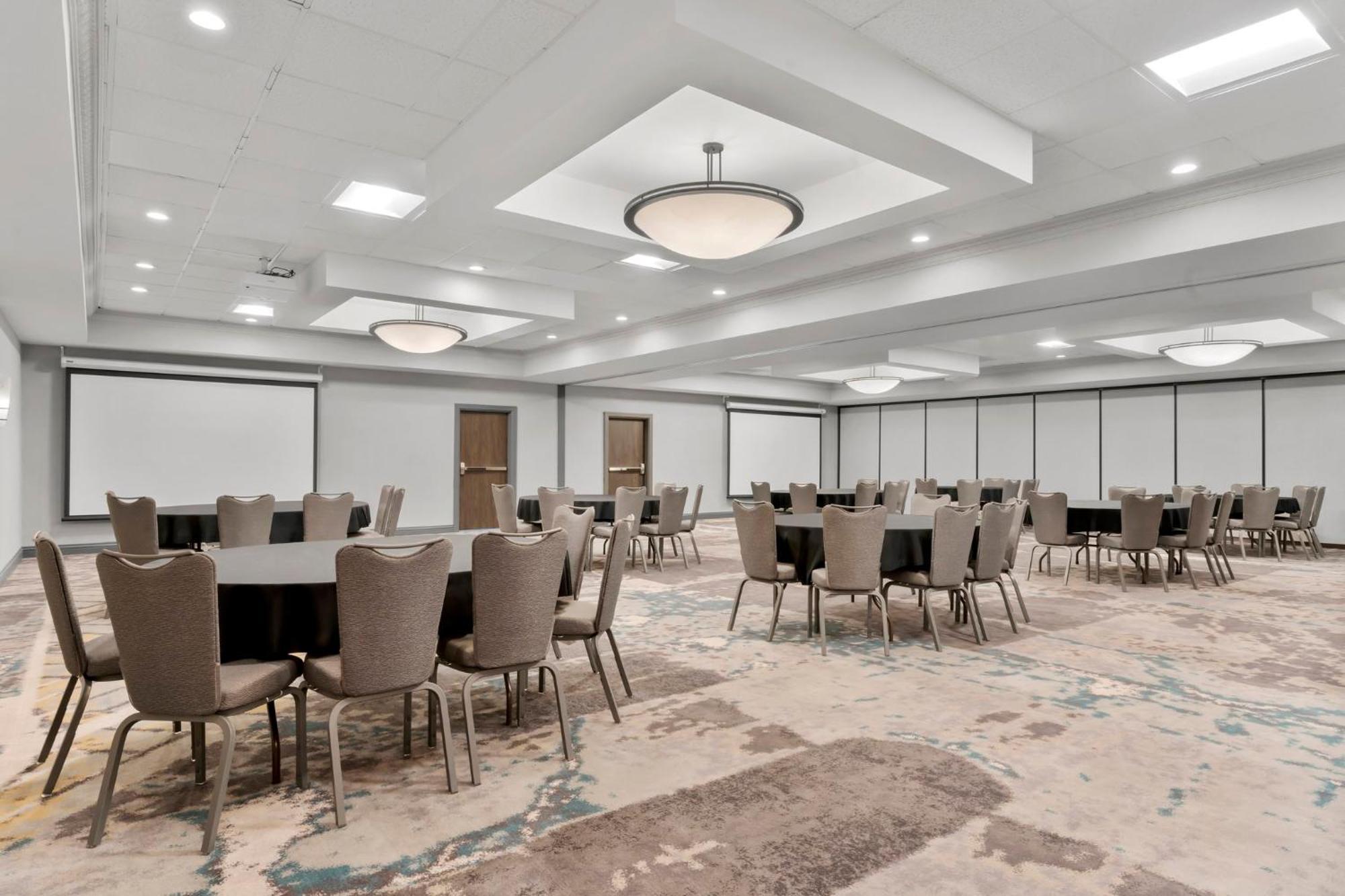 Dubuque/galena By Ihg 3*